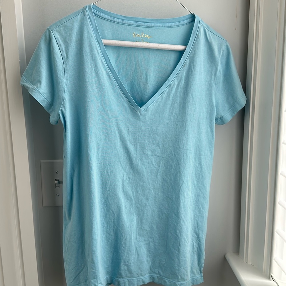 Lilly Pulitzer light blue T-shirt